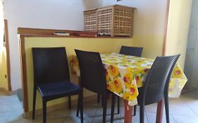L ' Canton B & B